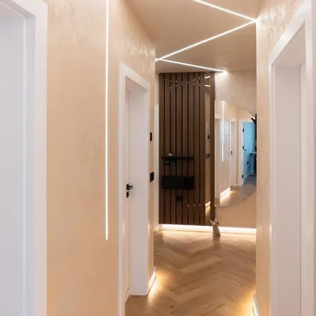 Panorama 72 Sea View Private Parking Ev Charger Apartament *