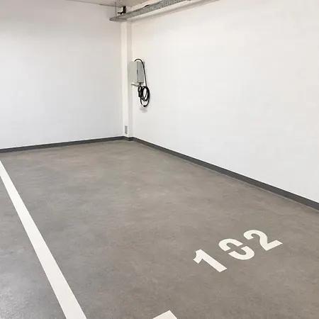 Panorama 72 Sea View Private Parking Ev Charger Apartament Varna